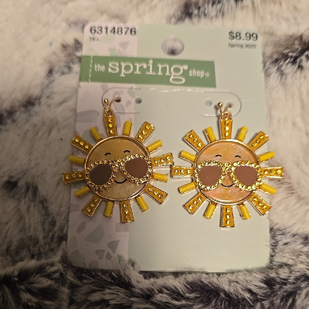 The Spring Shop Sun Earrings - Gold and Yellow